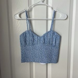 US 4 Princess Polly Crop Top. Brand new with tags.